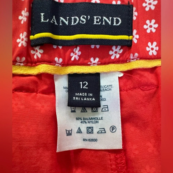 Lands End 12 Dark Orange & White floral Skorts. Front slant pockets, hip pocket - Picture 2 of 13